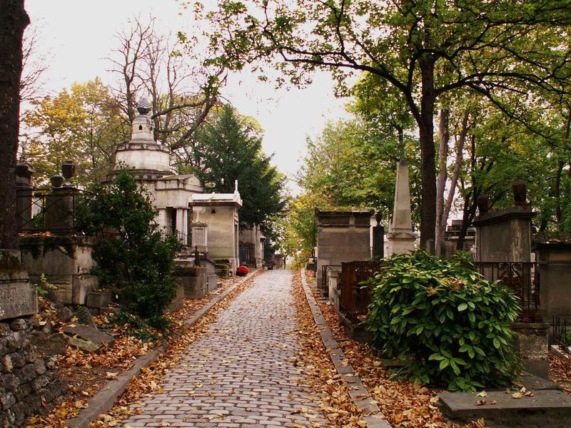 Père Lachaise Cemetery