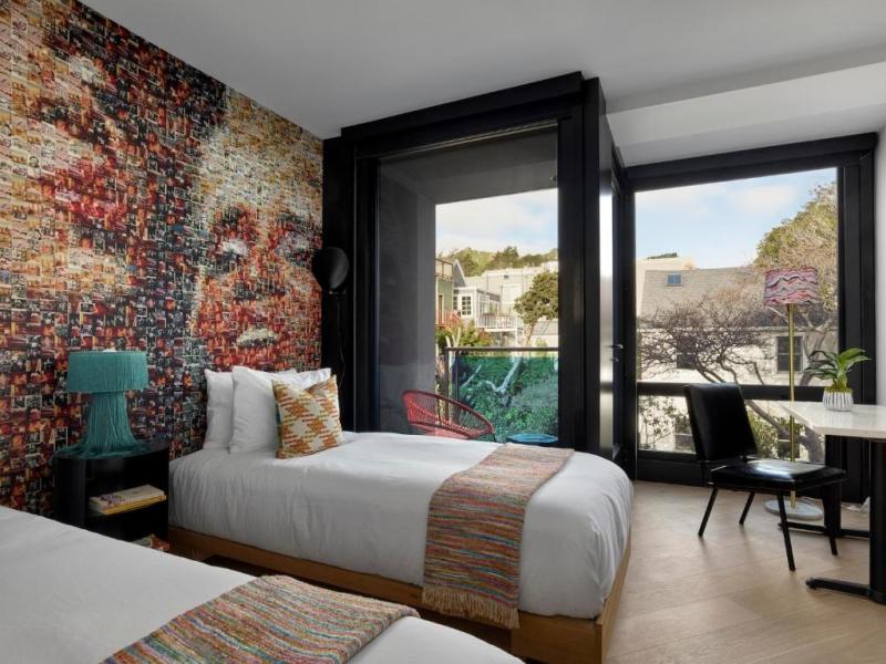The Hotel Castro
