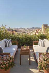 Suites Farnese Design Hotel