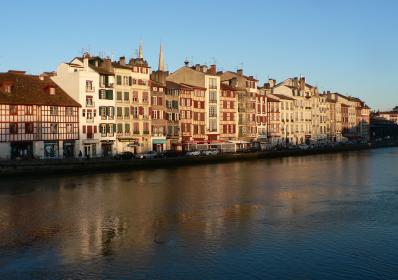 Bayonne