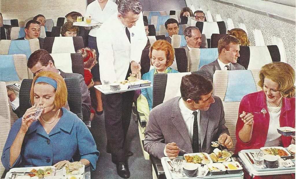 100 år av flygplansmat  – var det bättre förr?