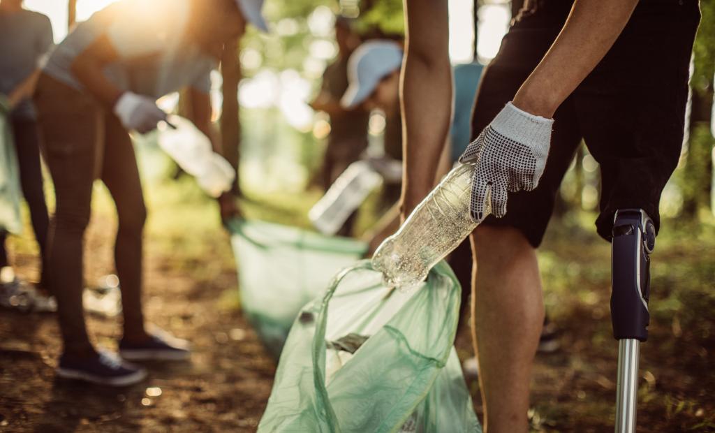 Återvunnen plast blir till nya resväskor
