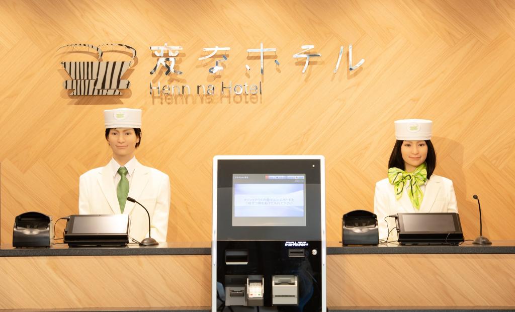 Japan: Hotellet som styrs av robotar