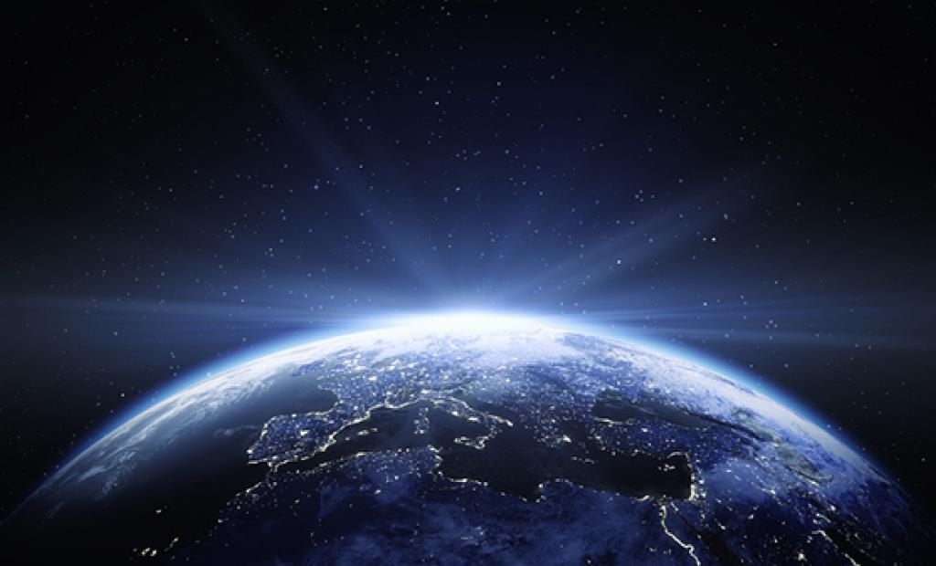 Så många varv har Snoop Dogg och Bob Dylan rest runt jorden