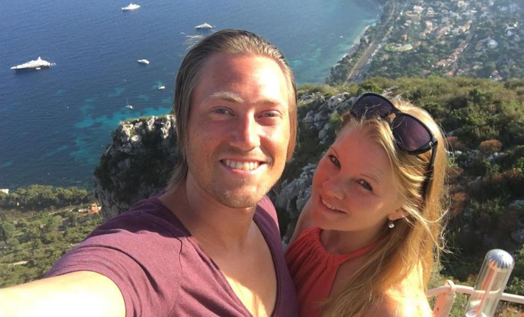 De byter vardagslivet hemma mot ett på resande fot