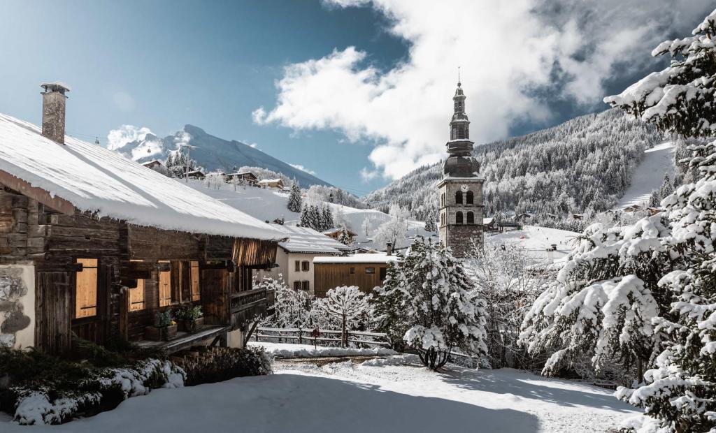 Frankrike: Skidåkning i franska Alperna: Fritt fall i La Clusaz