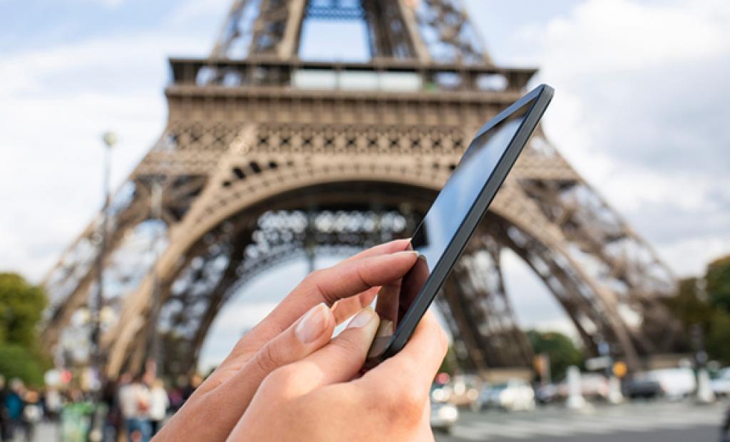 Var sjunde svensk kan tänka sig en semester helt fri från mobilen