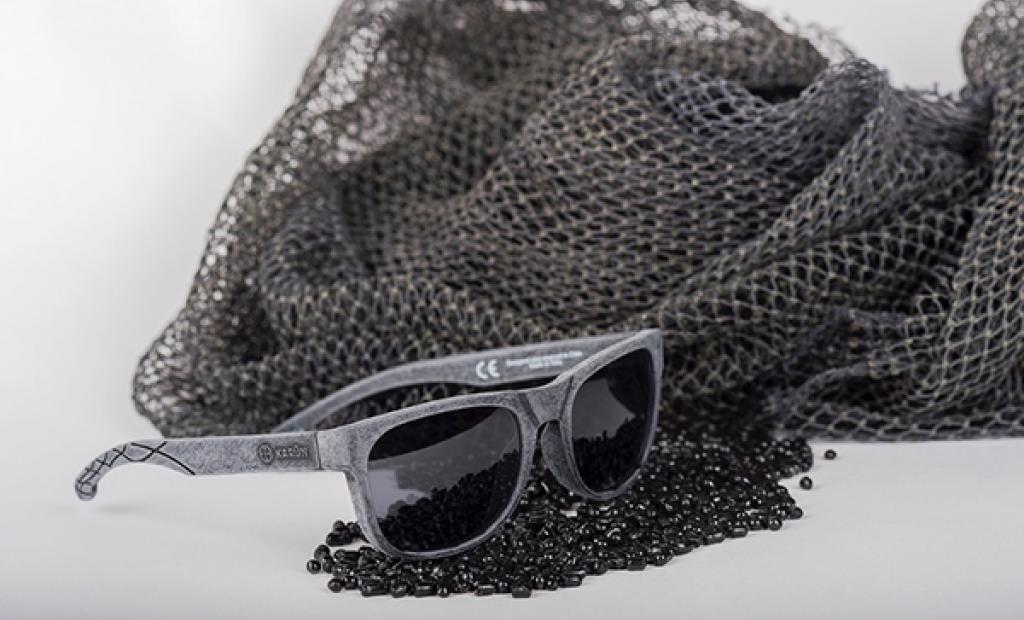 Solbrillor av fiskenät