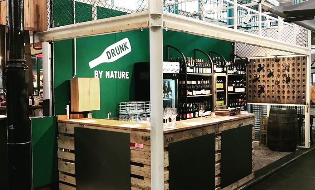 Trendig naturvinsbar slår upp i Kreuzberg