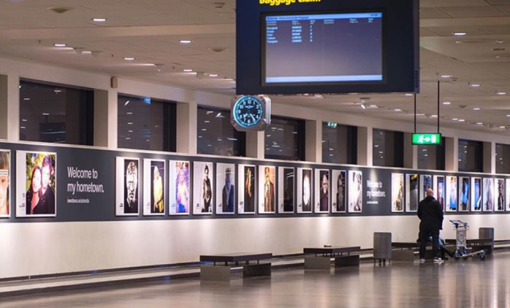 Stockholm, Sverige: Flera kändisar ger tillfälligt upp sin plats på Arlanda