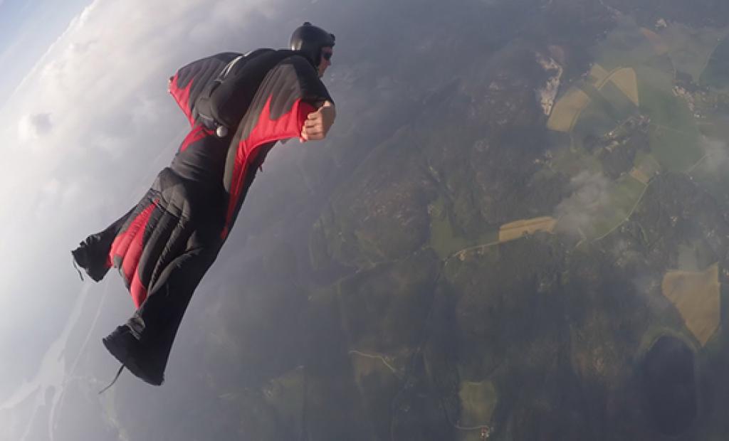 Stockholm, Sverige: Alltid drömt om att kunna flyga? Wingsuiten för alla är här